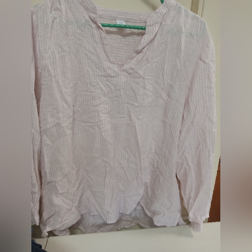 Womens large blouse - Picture 2 of 2